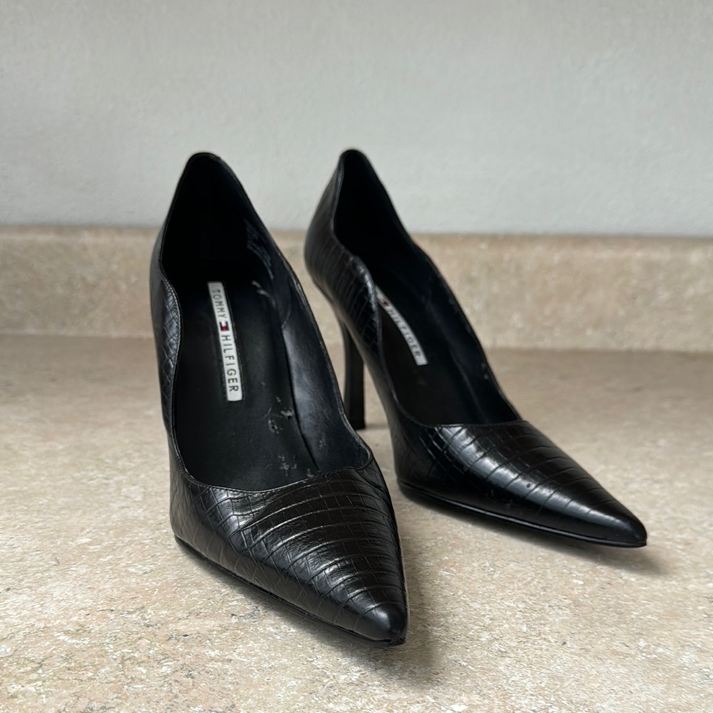 Tommy Hilfiger Black Croc-Embossed Women's Heels